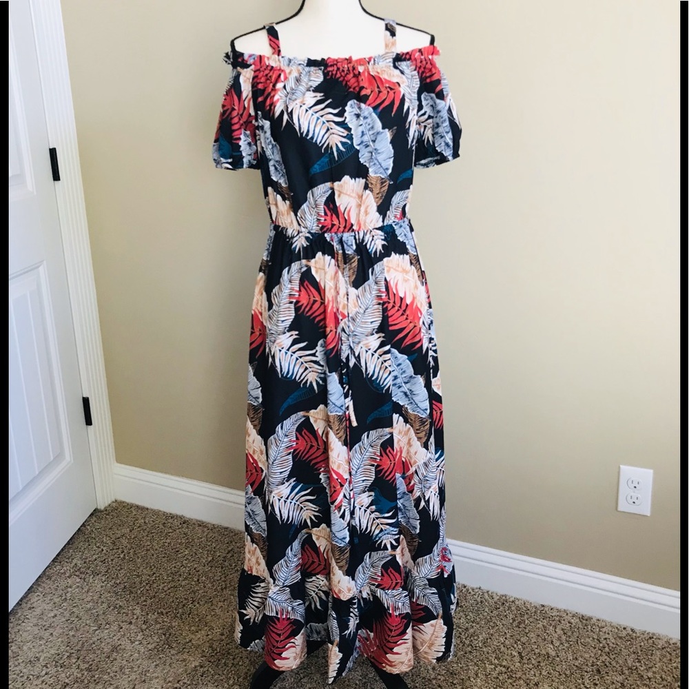 DRESS - Picture 2 of 3